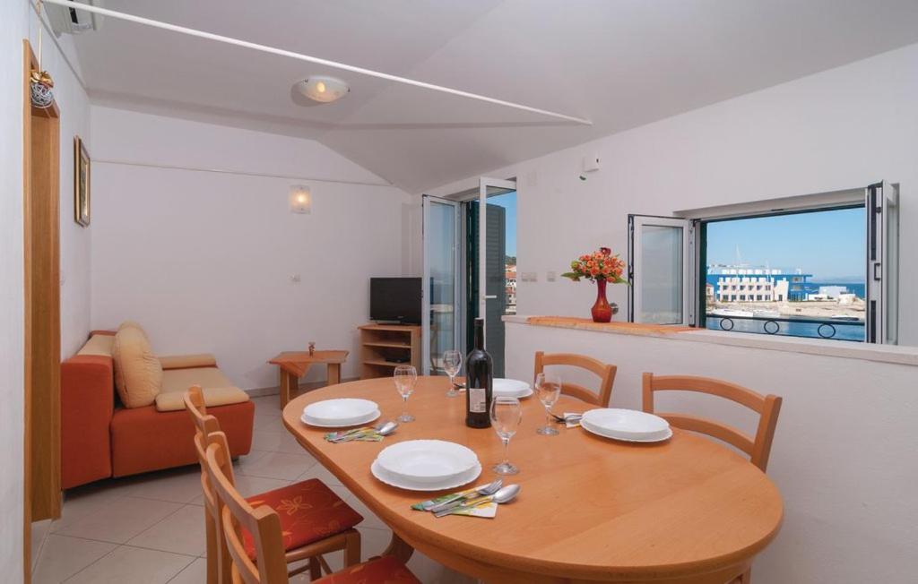 Direct At Sea Apartment Postira Exterior photo
